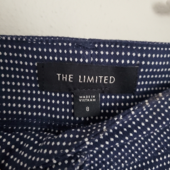 The Limited Size 8 shorts. Navy and white. - Picture 3 of 7
